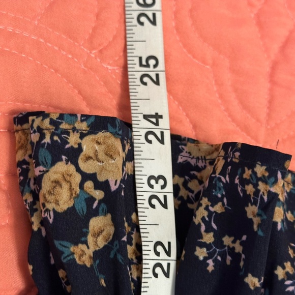 Navy and Beige Floral Long Sleeve Dress Size Medium - Picture 7 of 8